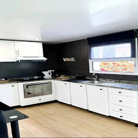 Great With Sea Views 度假居 *