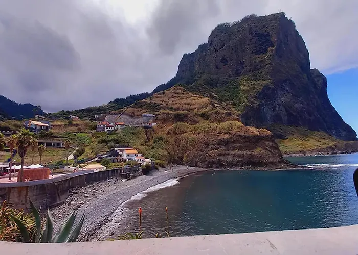 Prázdninový dům In With Ocean Views